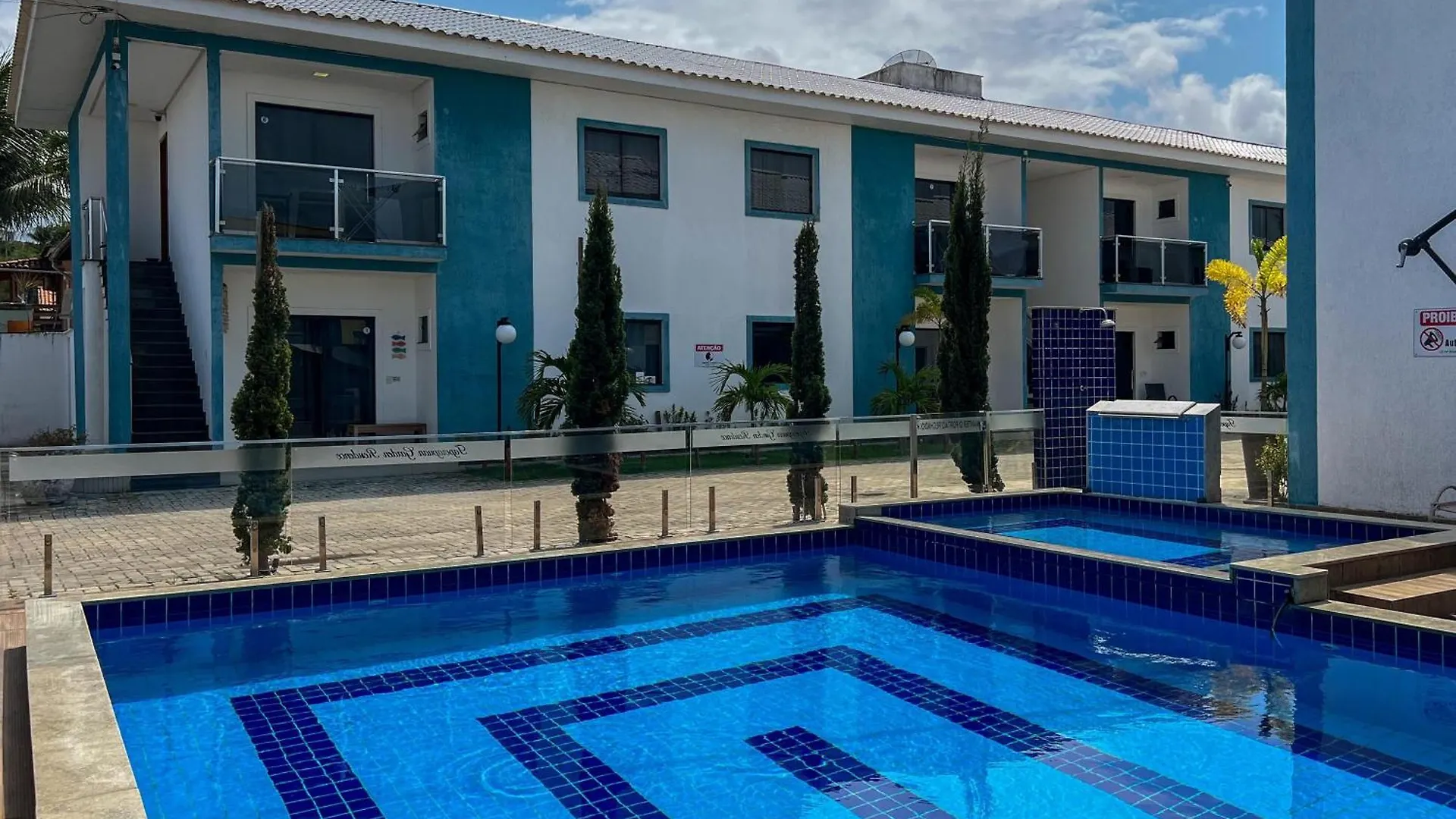 700M Da Praia; 2 Suites; Wifi 300 Mbs; Piscina; Churrasqueira; Estacionamento Gratuito 1 Carro Porto Seguro
