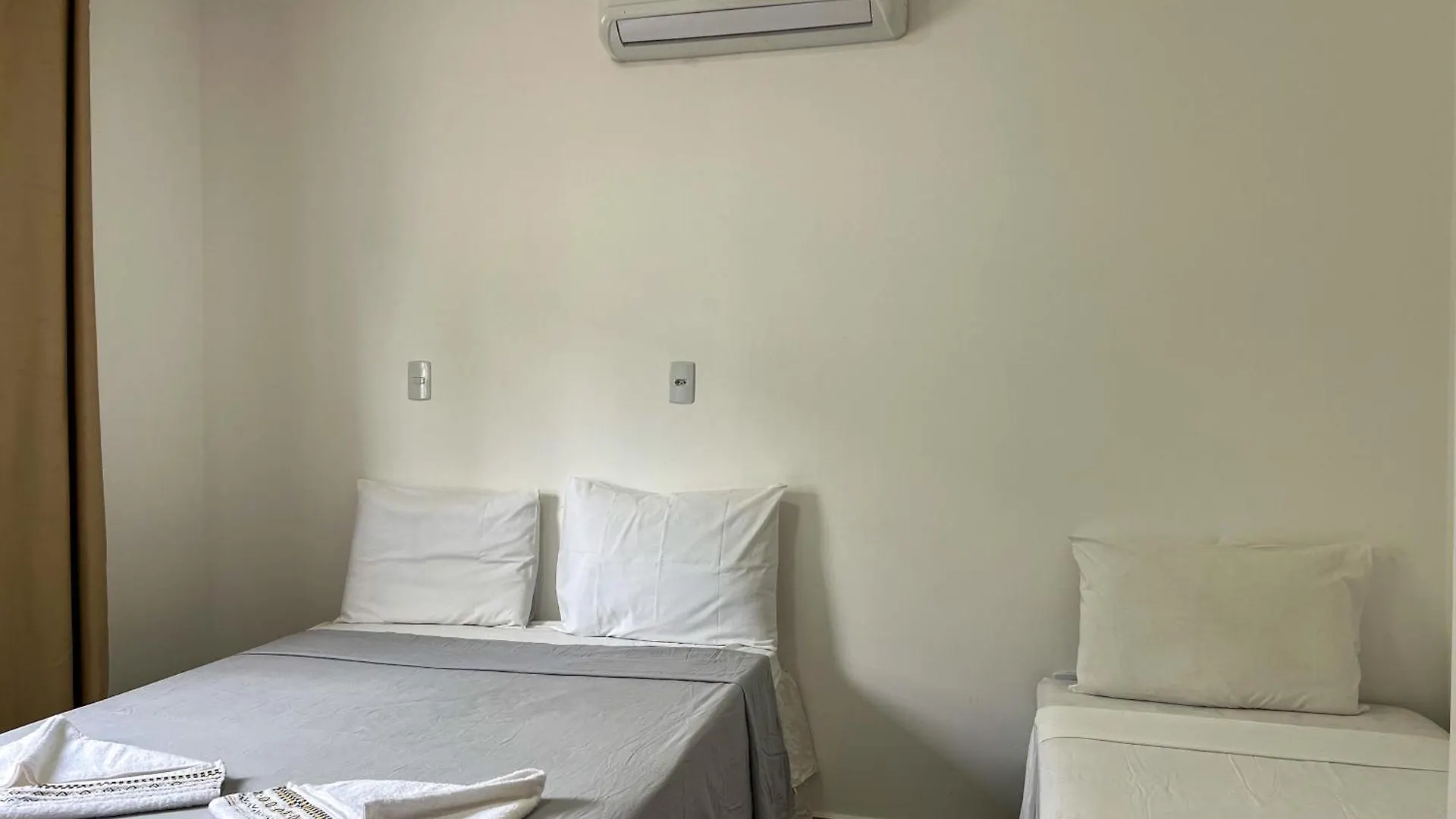 Σπίτι διακοπών 700M Da Praia; 2 Suites; Wifi 300 Mbs; Piscina; Churrasqueira; Estacionamento Gratuito 1 Carro Πόρτο Σεγκούρο Βραζιλία