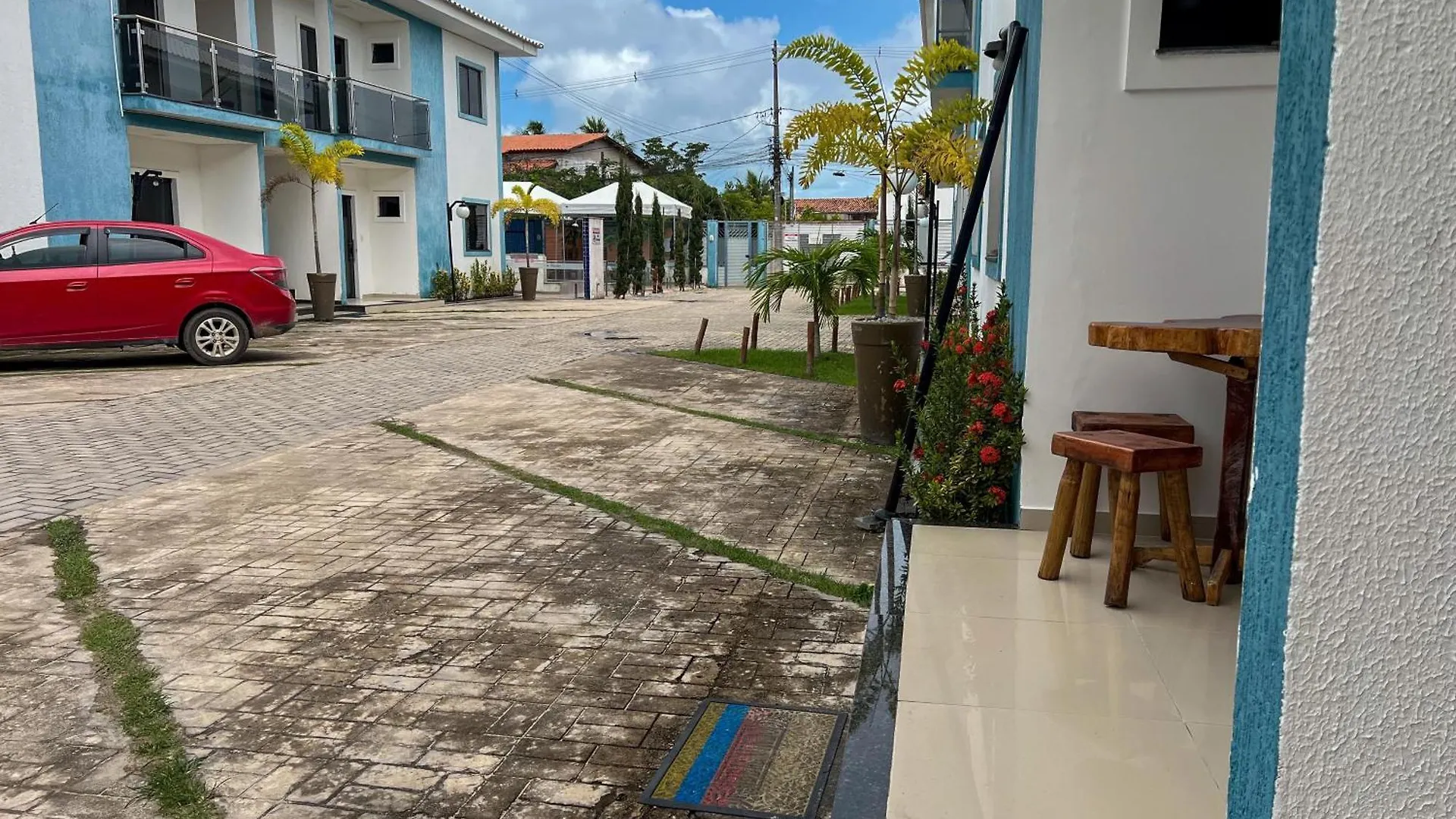 700M Da Praia; 2 Suites; Wifi 300 Mbs; Piscina; Churrasqueira; Estacionamento Gratuito 1 Carro Πόρτο Σεγκούρο 0*,  Βραζιλία