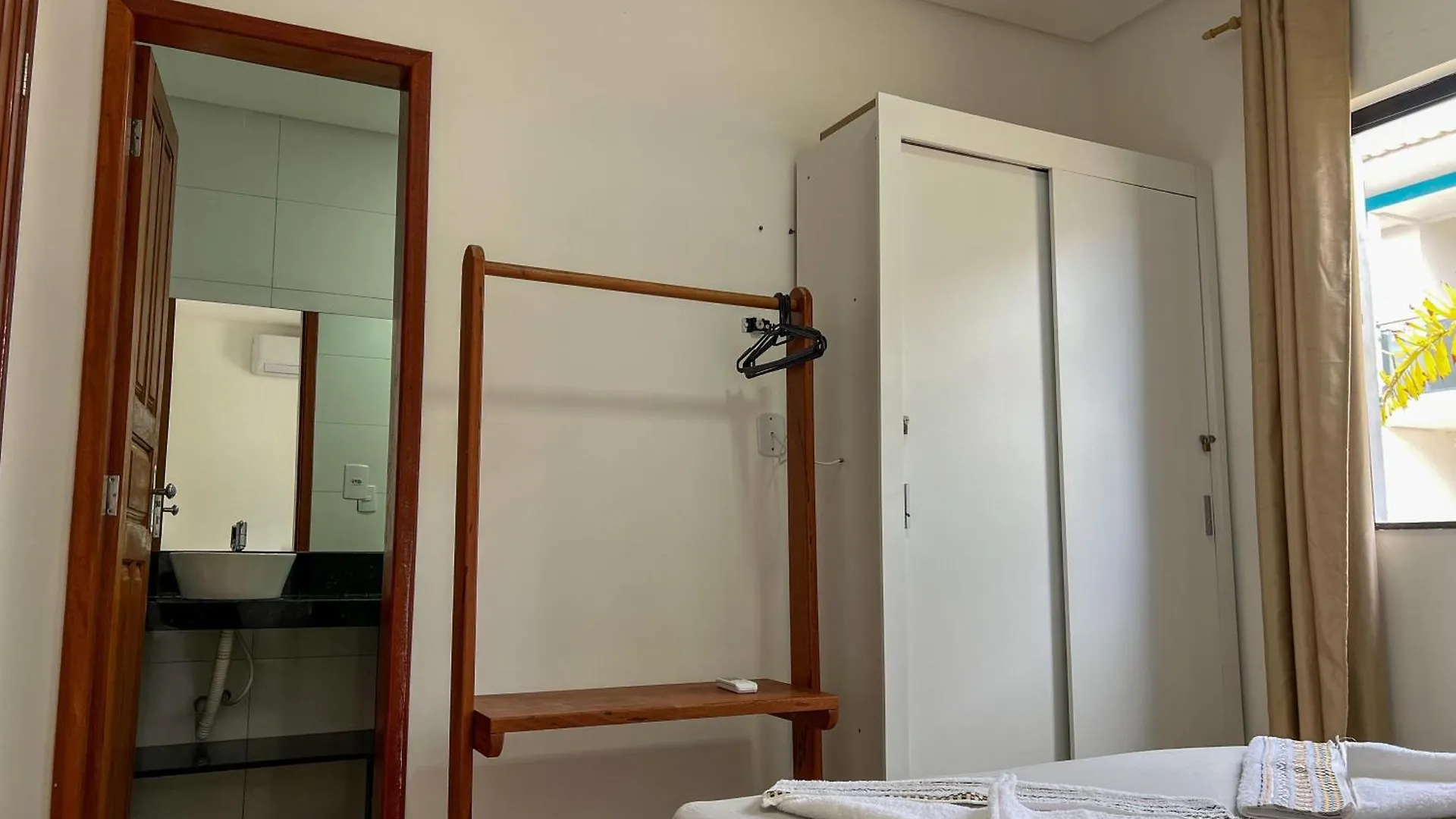 Σπίτι διακοπών 700M Da Praia; 2 Suites; Wifi 300 Mbs; Piscina; Churrasqueira; Estacionamento Gratuito 1 Carro Πόρτο Σεγκούρο